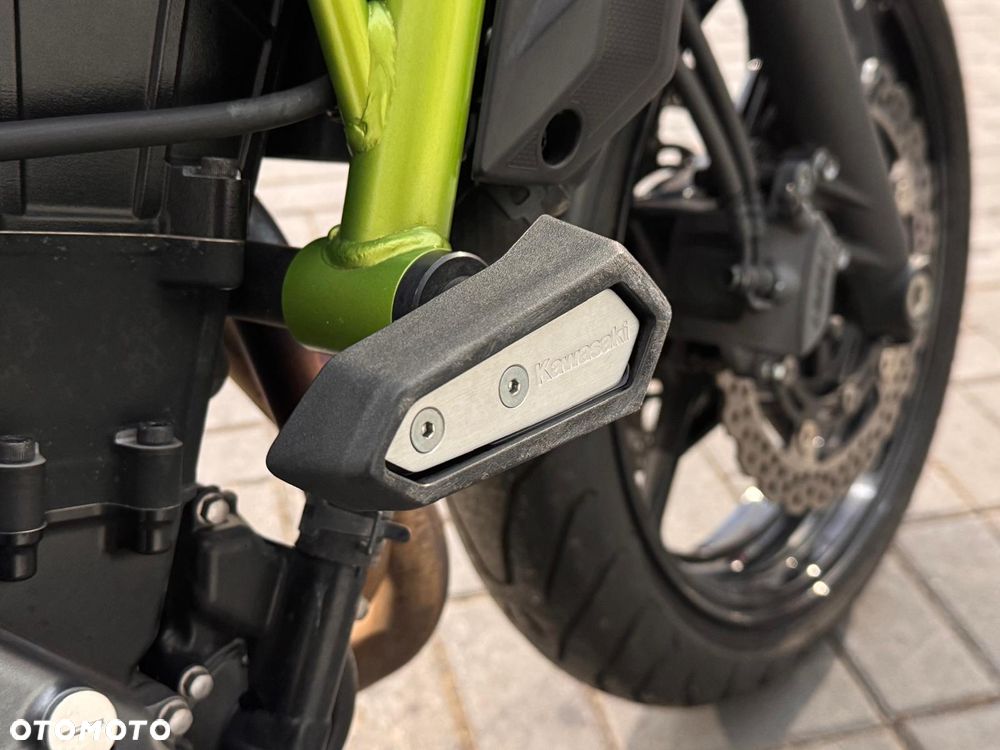 Kawasaki Z 650 - 10