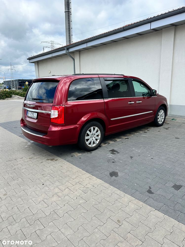 Chrysler Town & Country 3.6 Touring - 14