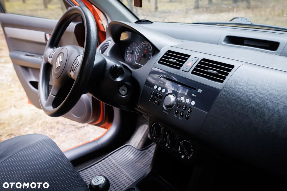 Suzuki Swift - 33
