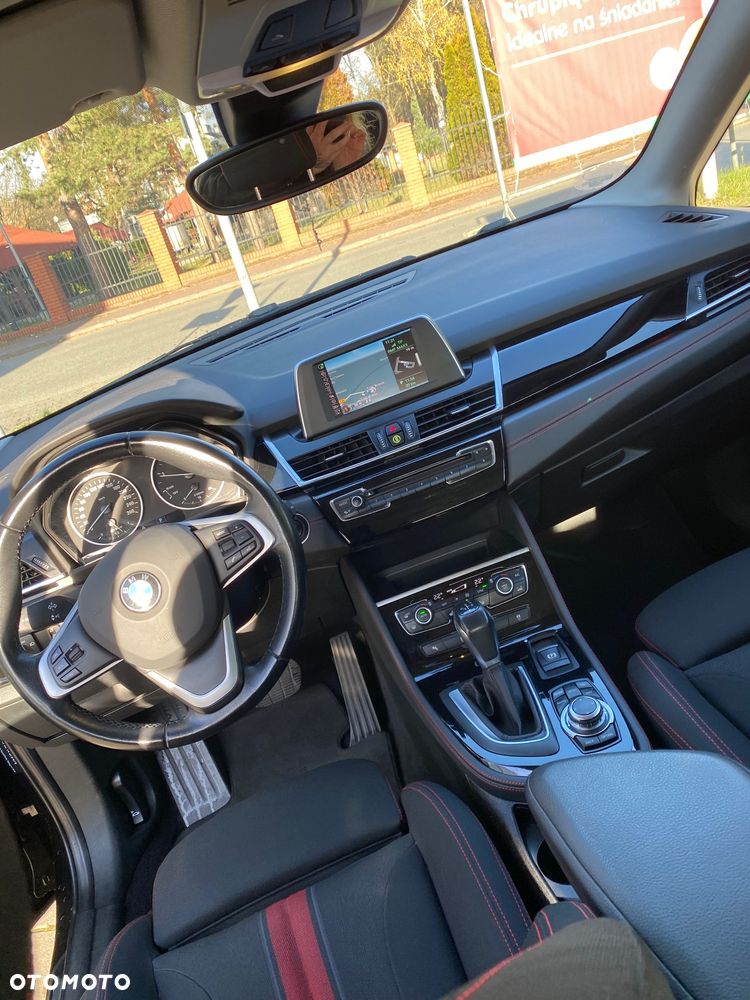 BMW Seria 2 218d Advantage sport - 11