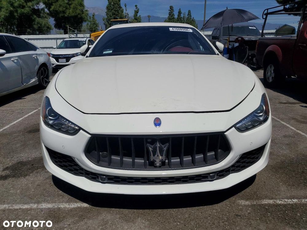 Maserati Ghibli - 6