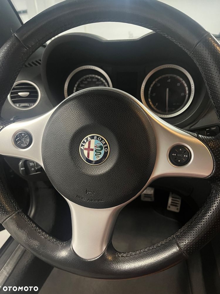 Alfa Romeo Brera 2.4 JTDM 20V DPF Sky View - 19