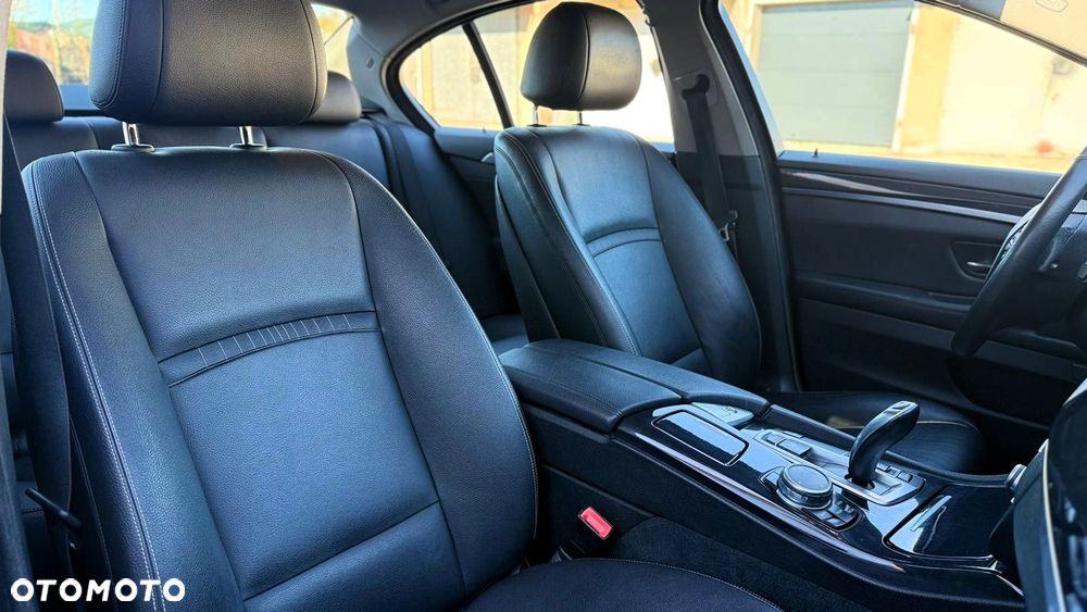 BMW Seria 5 518d Modern Line - 14