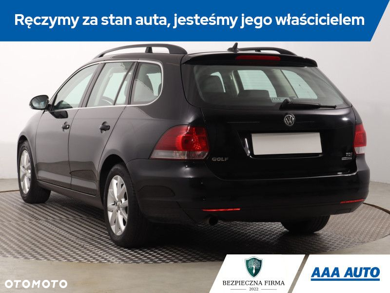 Volkswagen Golf - 5
