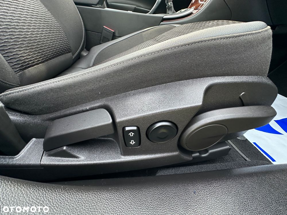 Opel Insignia 2.0 ECOTEC DI Turbo ecoFLEX Start/Sto Sport - 25
