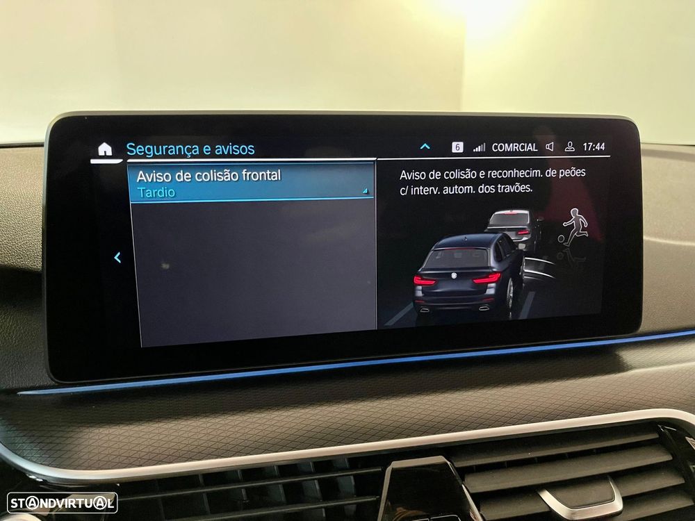 BMW 520 e Pack M - 34