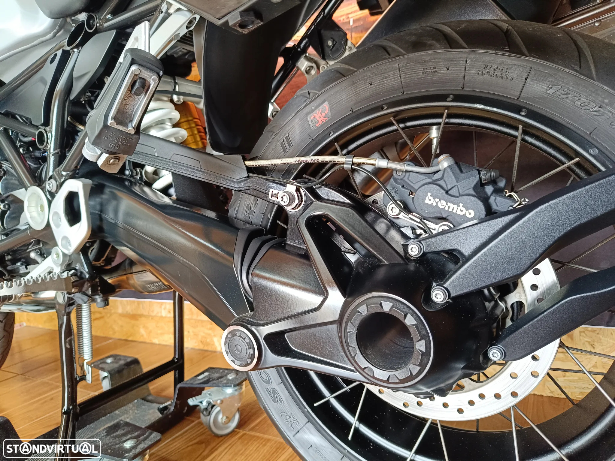 BMW R 1200 GS Adventure TFT Connectivity - 11