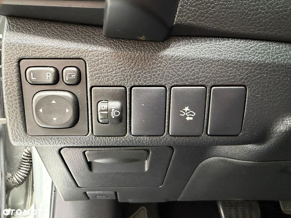 Toyota Auris 1.8 VVT-i Automatik Comfort - 30