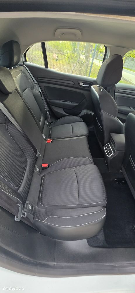 Renault Megane ENERGY dCi 110 EDC INTENS - 17