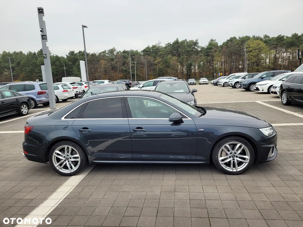 Audi A4 Limousine 45 TFSI Quattro Sport S tronic - 2