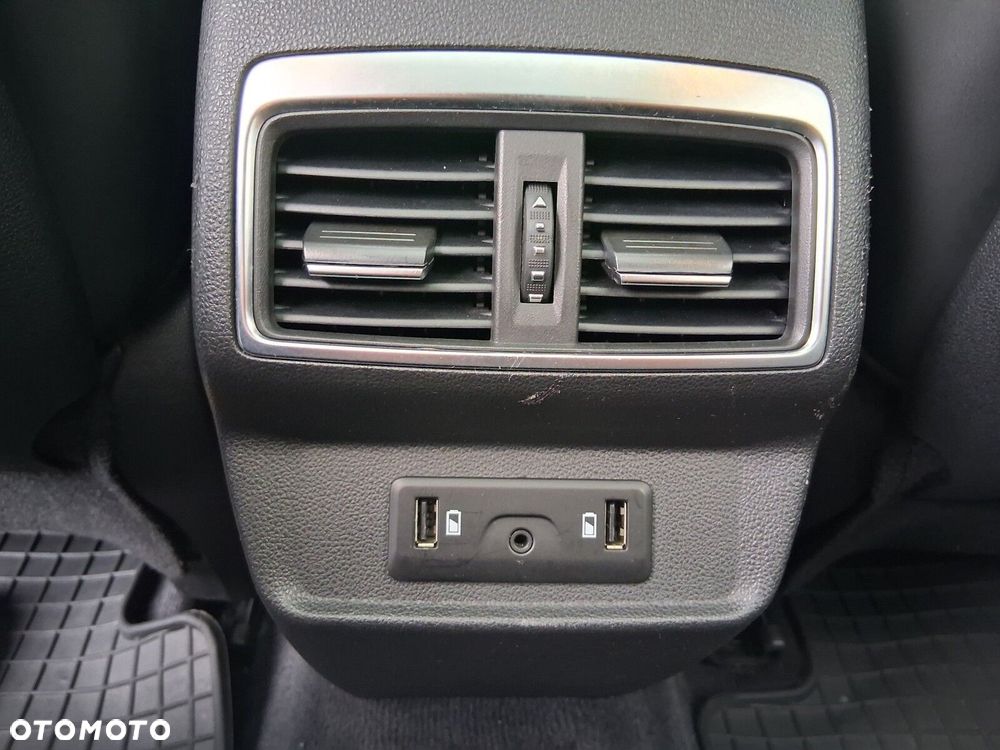 Renault Koleos 2.0 Blue dCi Initiale Paris 4x4 X-Tronic - 18