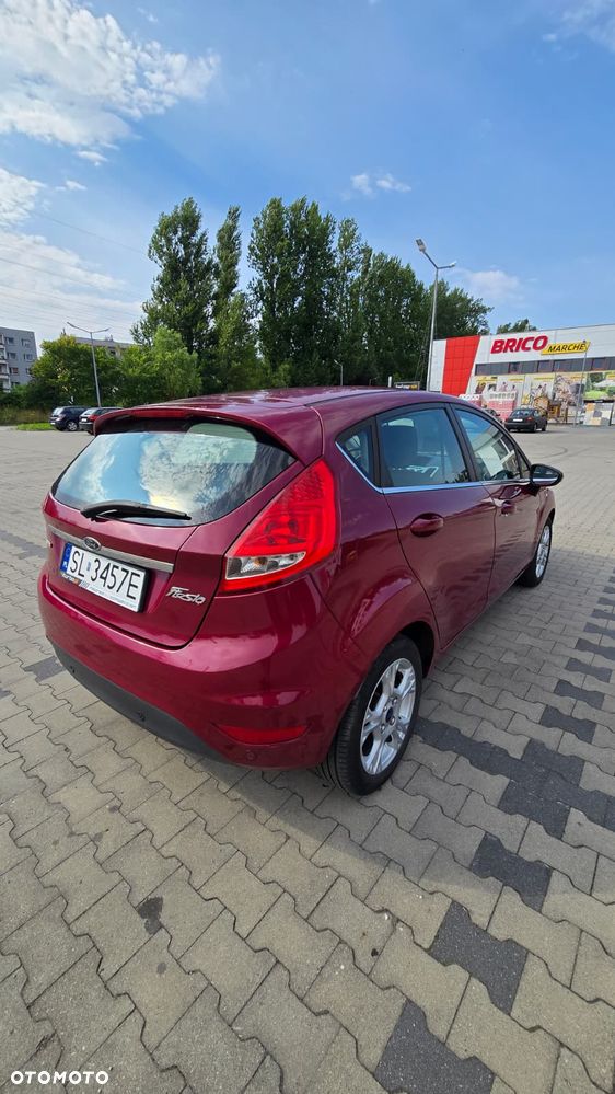 Ford Fiesta - 8