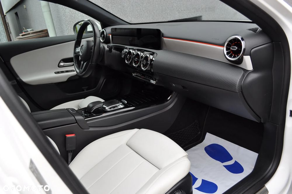 Mercedes-Benz Klasa A 180 d 7G-DCT Progressive - 14