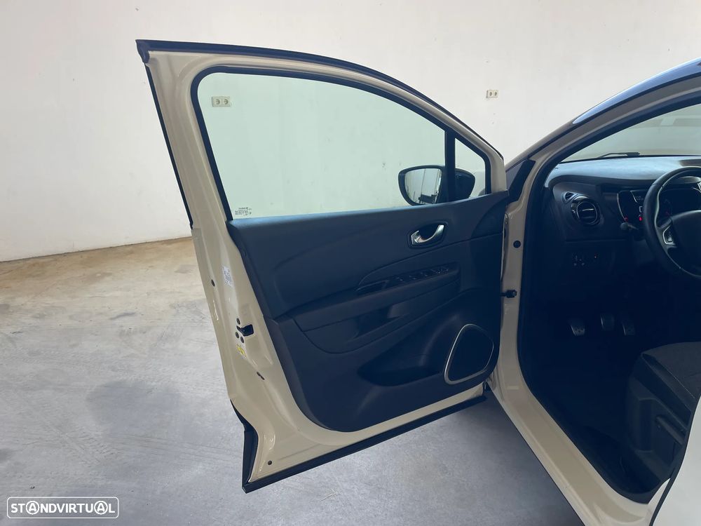 Renault Captur 1.3 TCe Exclusive - 9