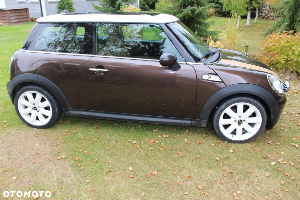 MINI Cooper 50 Mayfair - 4