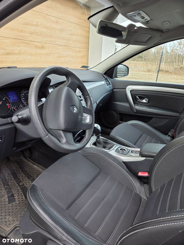 Renault Laguna 2.0 dCi Tech Run - 2