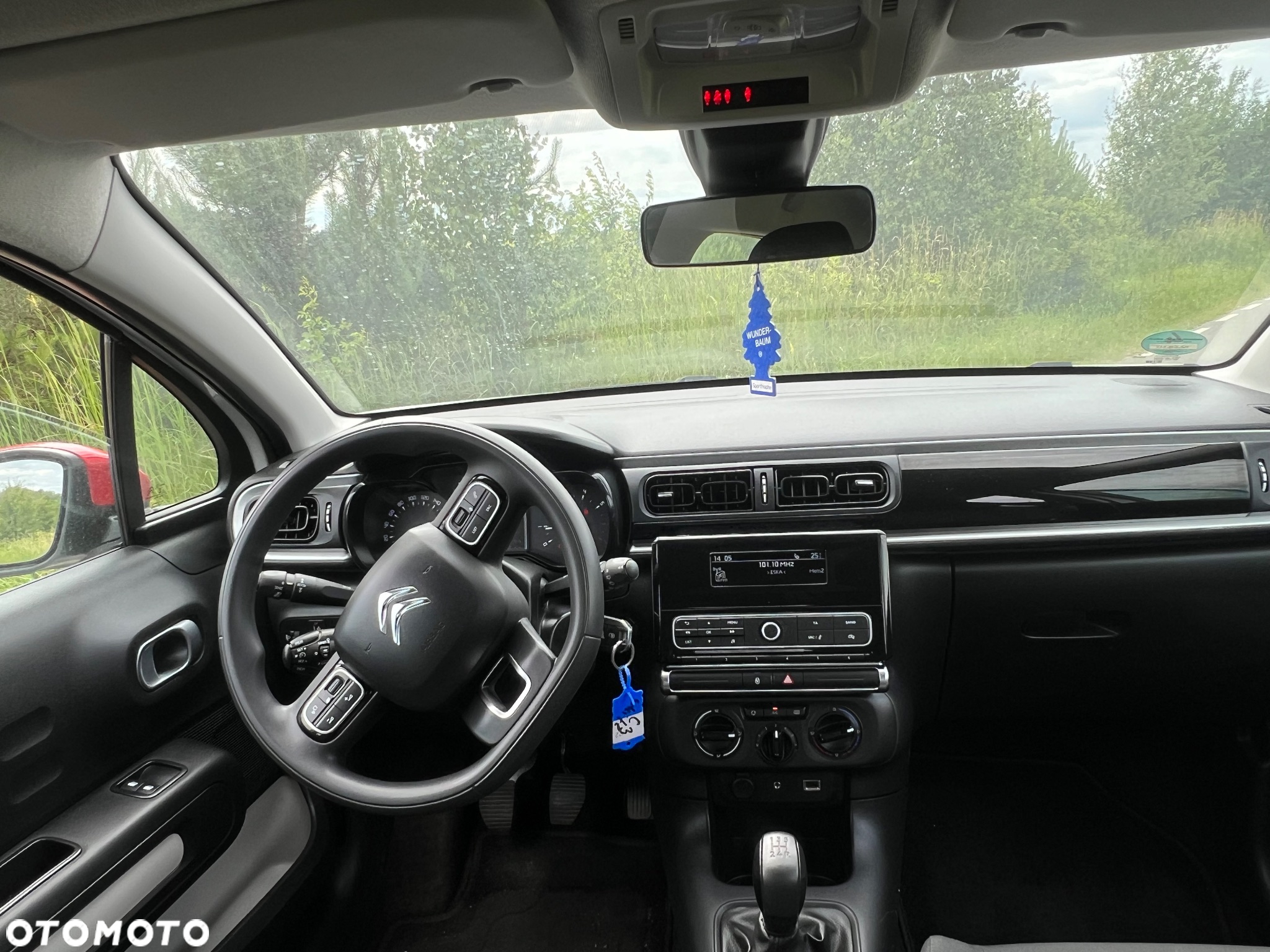 Citroën C3 1.2 PureTech GPF Shine - 11