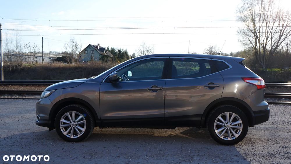 Nissan Qashqai 1.2 DIG-T N-Vision - 12