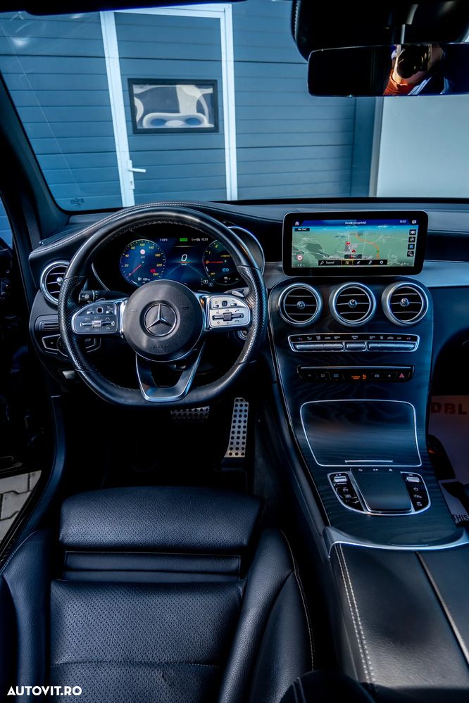 Mercedes-Benz GLC Coupe 300 de 4Matic 9G-TRONIC AMG Line - 5