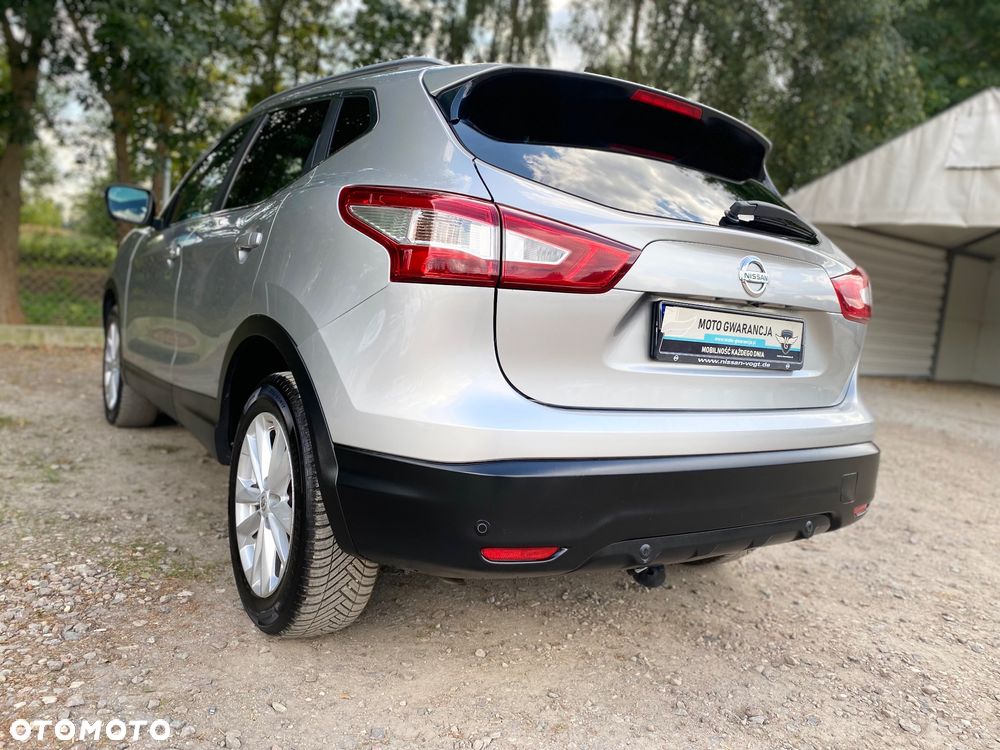 Nissan Qashqai 1.6 dCi Xtronic N-Connecta - 38