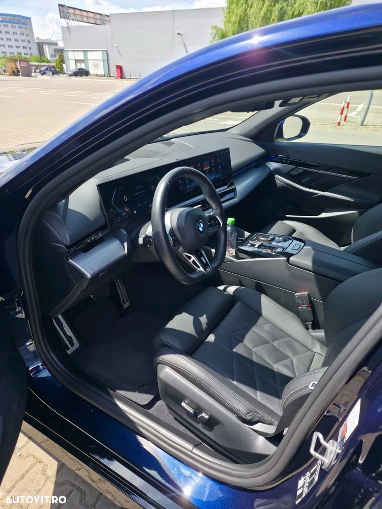 BMW Seria 5 520i AT MHEV - 19