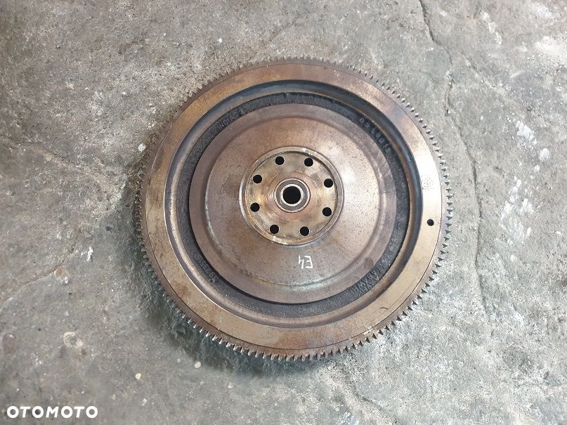 KOŁO ZAMACHOWE DAF 45 55 LF 6,7L 220 , 250 KM EURO 5 , 6 CYLINDRÓW - 2