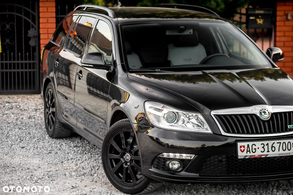 Skoda Octavia 2.0 TSI RS - 3