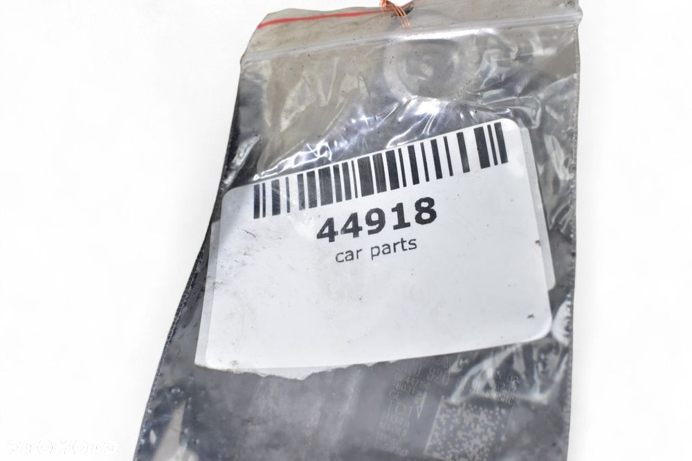 Sprężarka Klimatyzacji VOLKSWAGEN PASSAT B8 2.0 TDI 5Q0820803F - 9