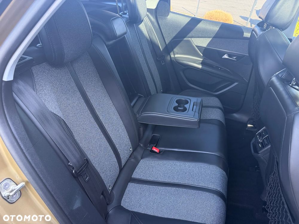Peugeot 3008 - 21