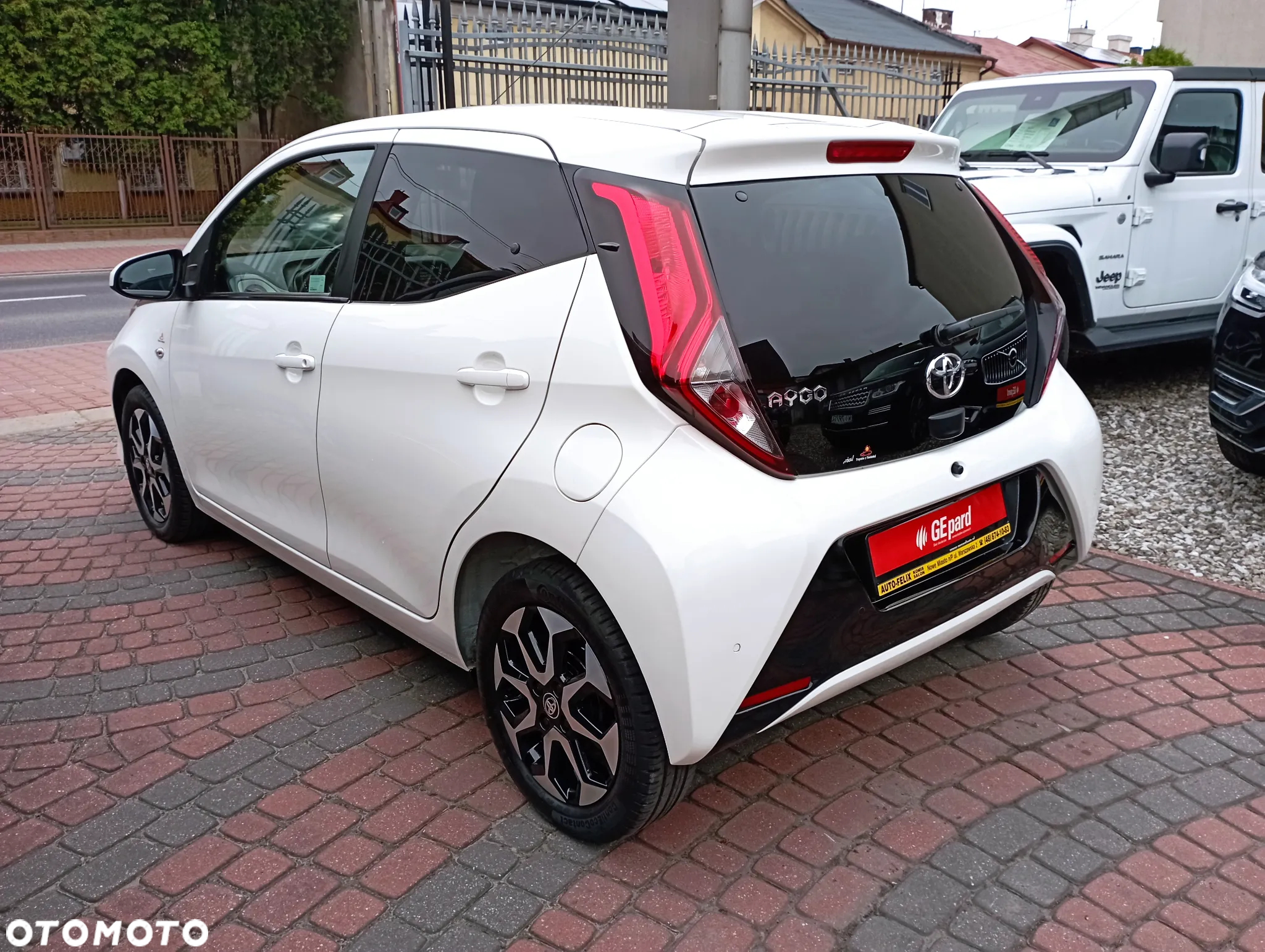 Toyota Aygo 1.0 VVT-i Color Edition - 6