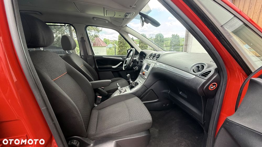 Ford Galaxy - 14