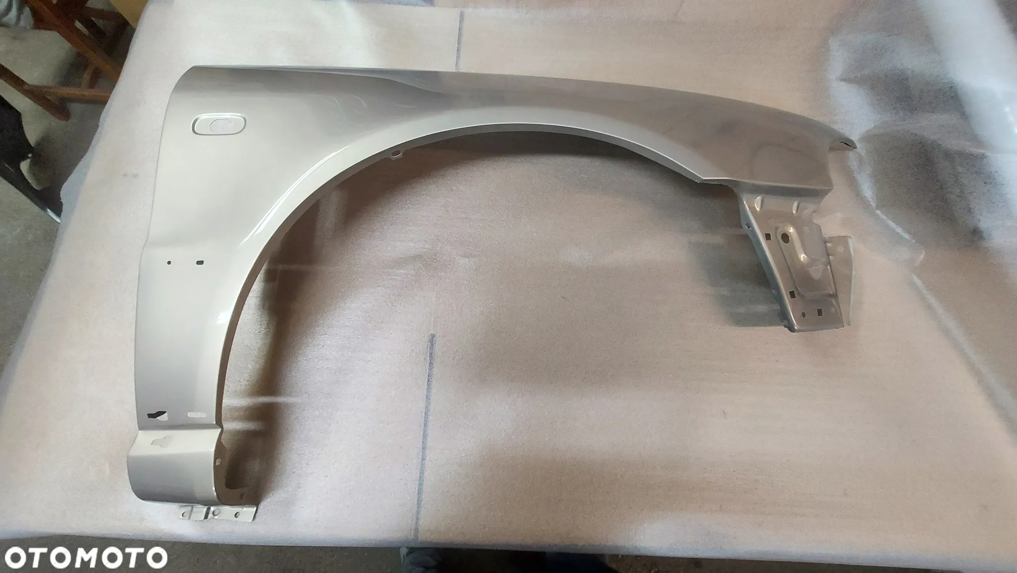 Audi A4 B5 LIFT 99-01r Błotnik lewy lub prawy LY1T cynk - 2