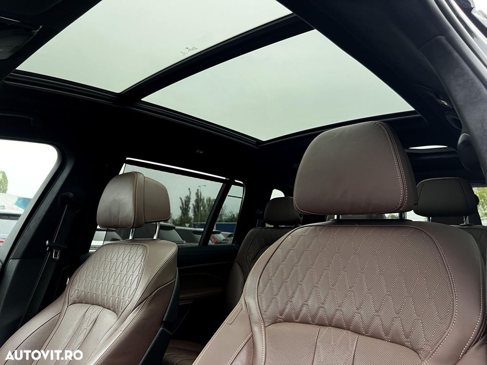 BMW X7 - 27
