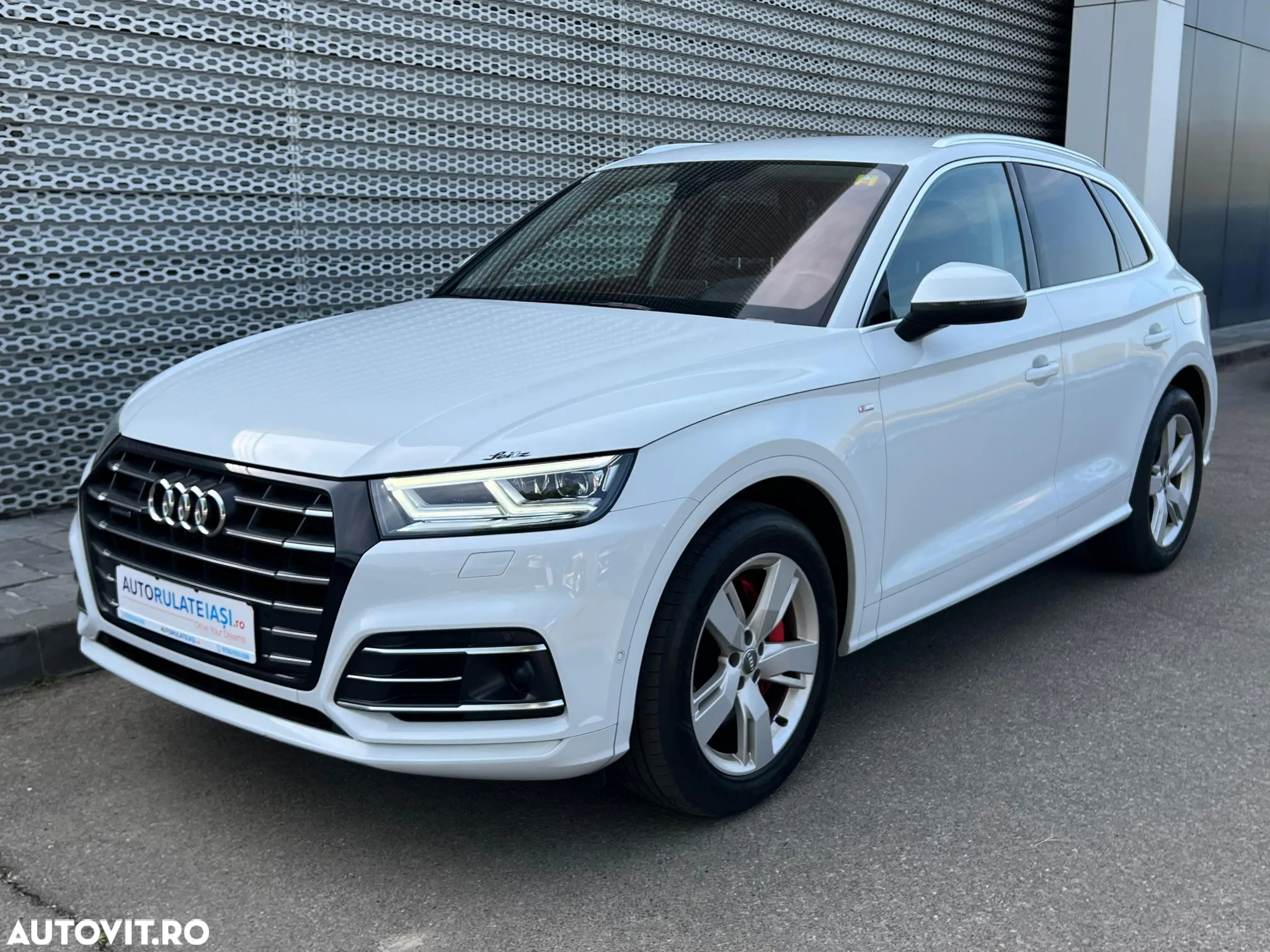 Audi Q5 55 TFSI e quattro S tronic - 7