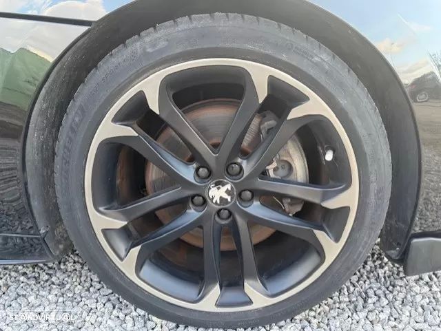 Peugeot RCZ 1.6 200 THP - 11