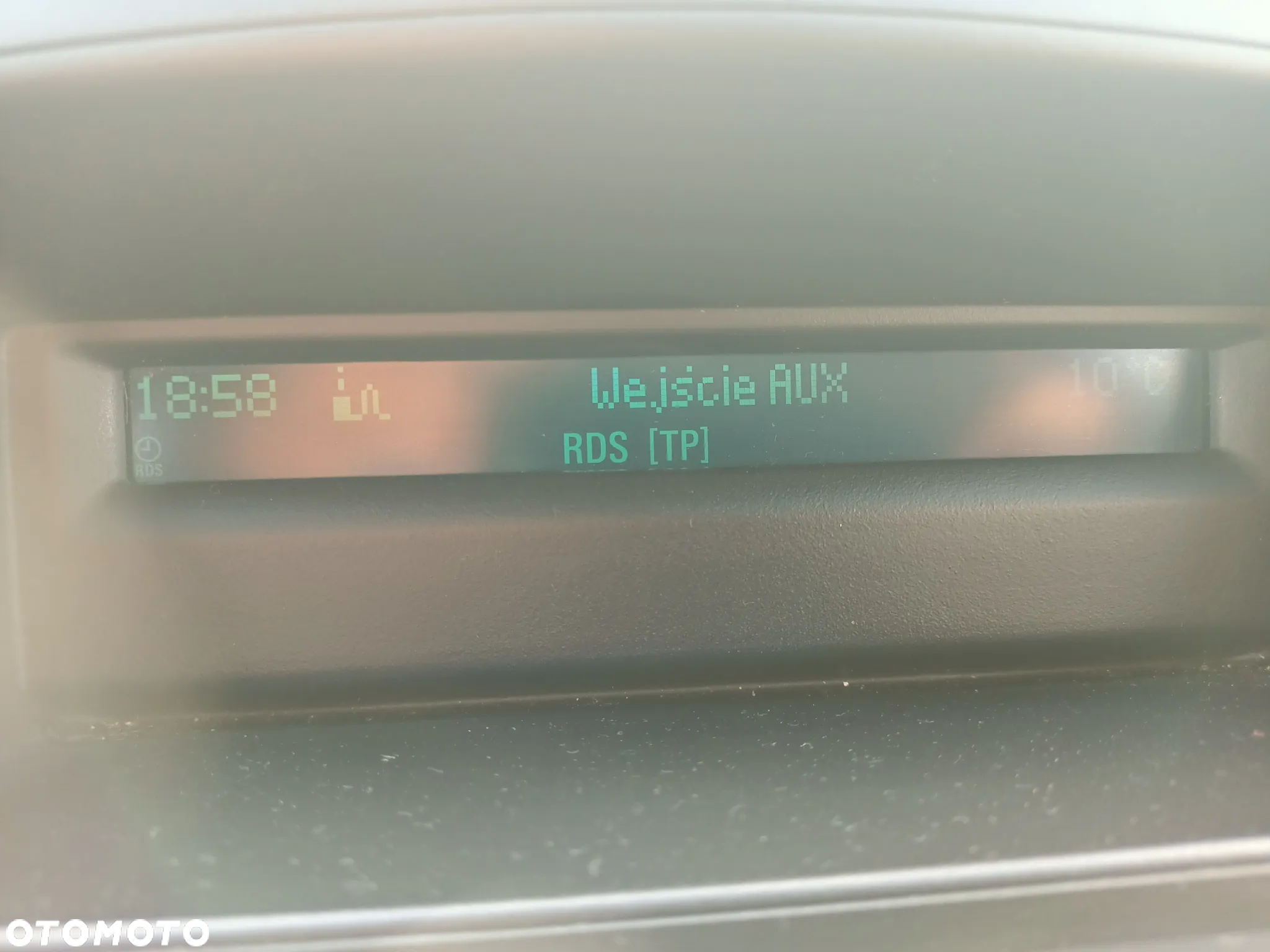 Chevrolet Cruze 1.6 LS - 27