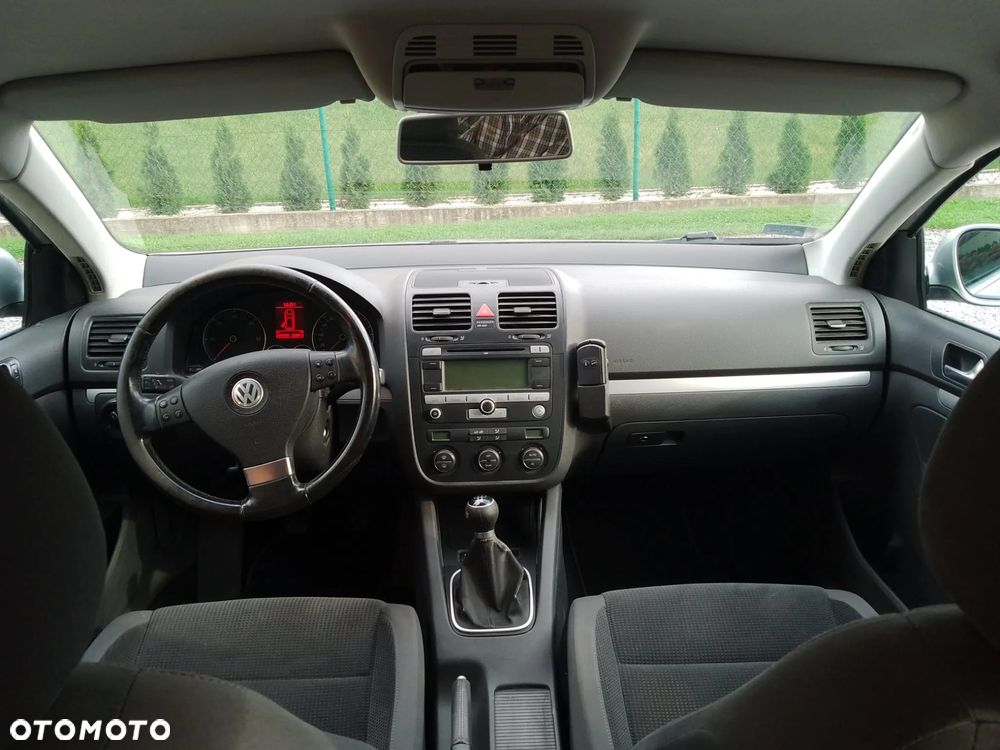 Volkswagen Golf - 12