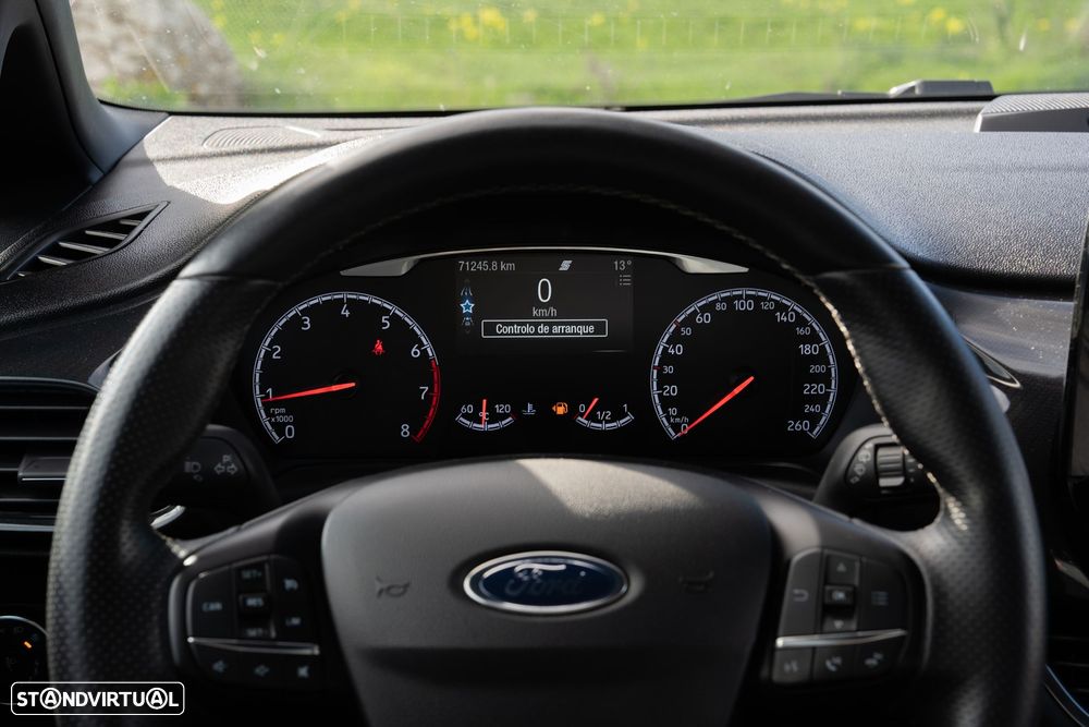 Ford Fiesta 1.5 EcoBoost S&S ST X - 32