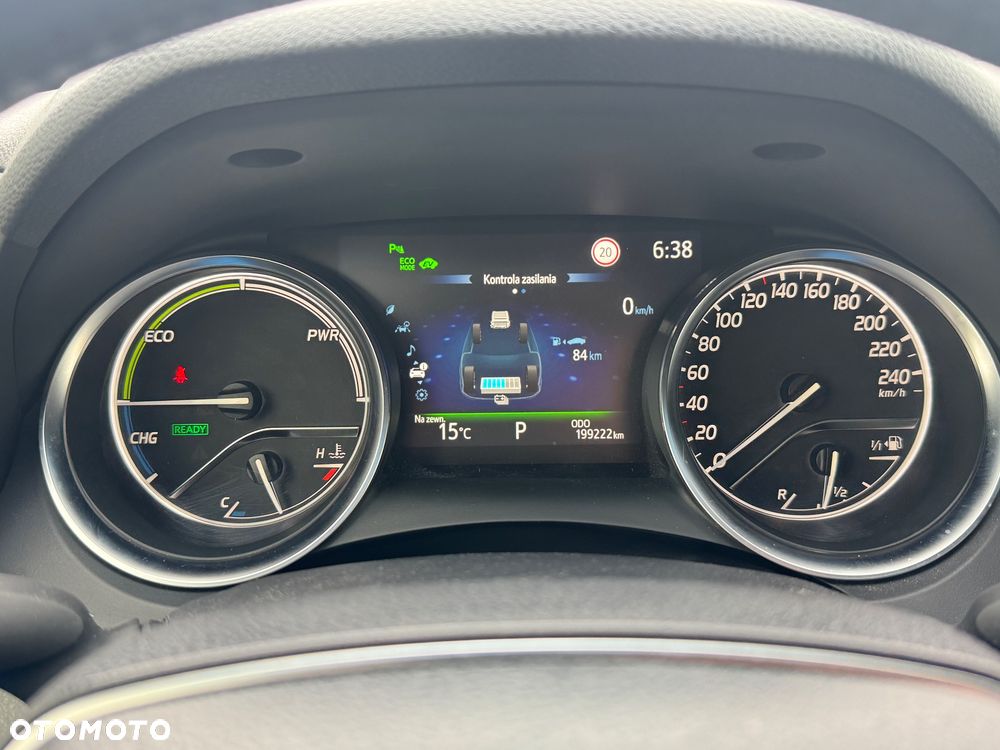 Toyota Camry 2.5 Hybrid Executive CVT - 17