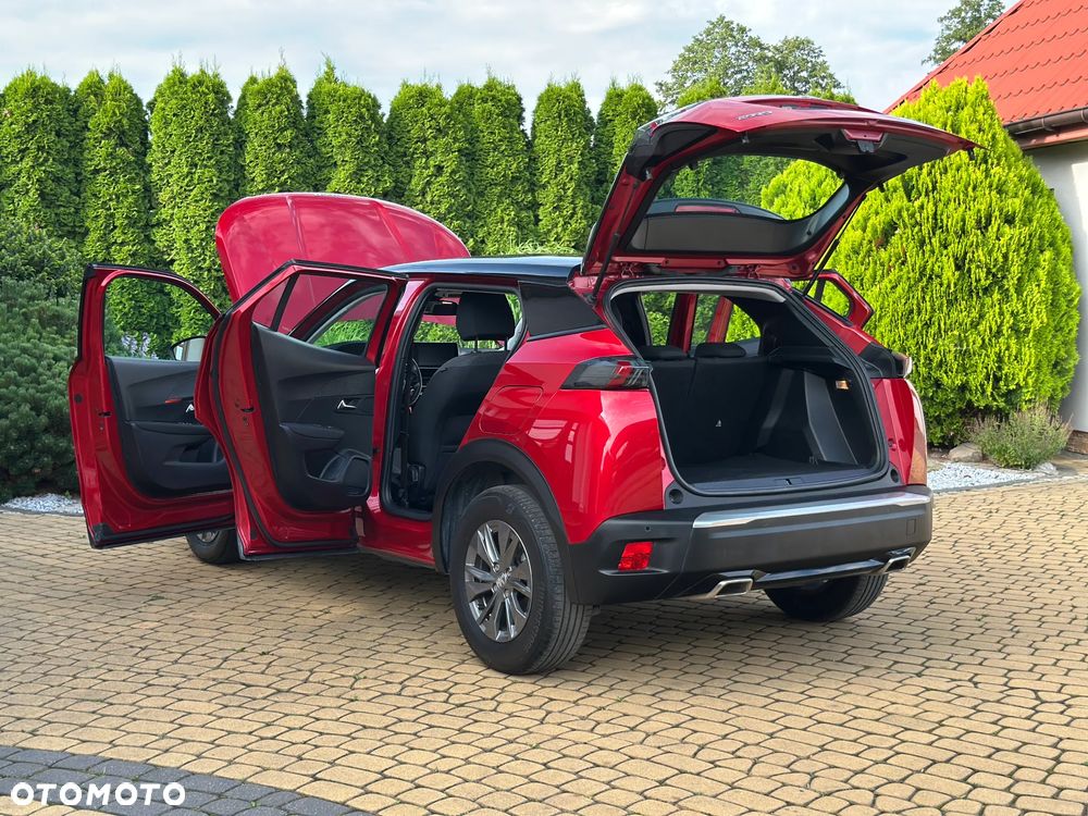 Peugeot 2008 1.2 Pure Tech GPF Allure S&S - 31