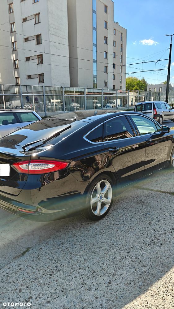 Ford Mondeo 2.0 TDCi STart-Stopp PowerShift-Aut Titanium - 2