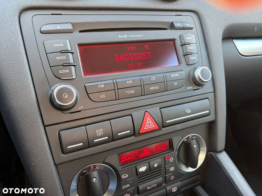 Audi A3 3-drzwiowe 1.8 TFSI Ambition - 21