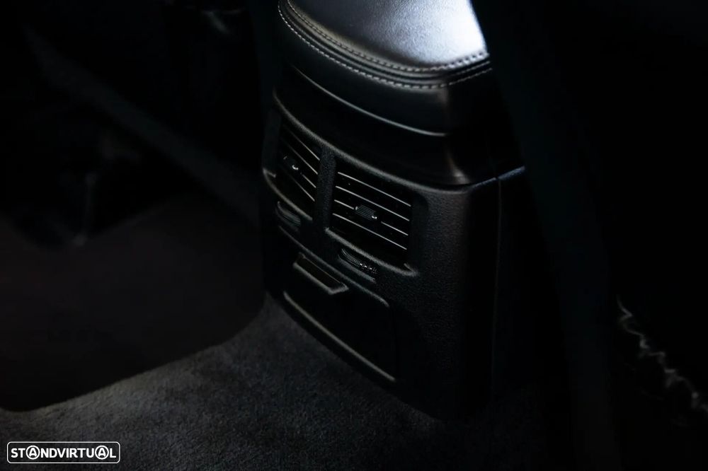 Lexus IS 200 d P.Executive 6G - 57