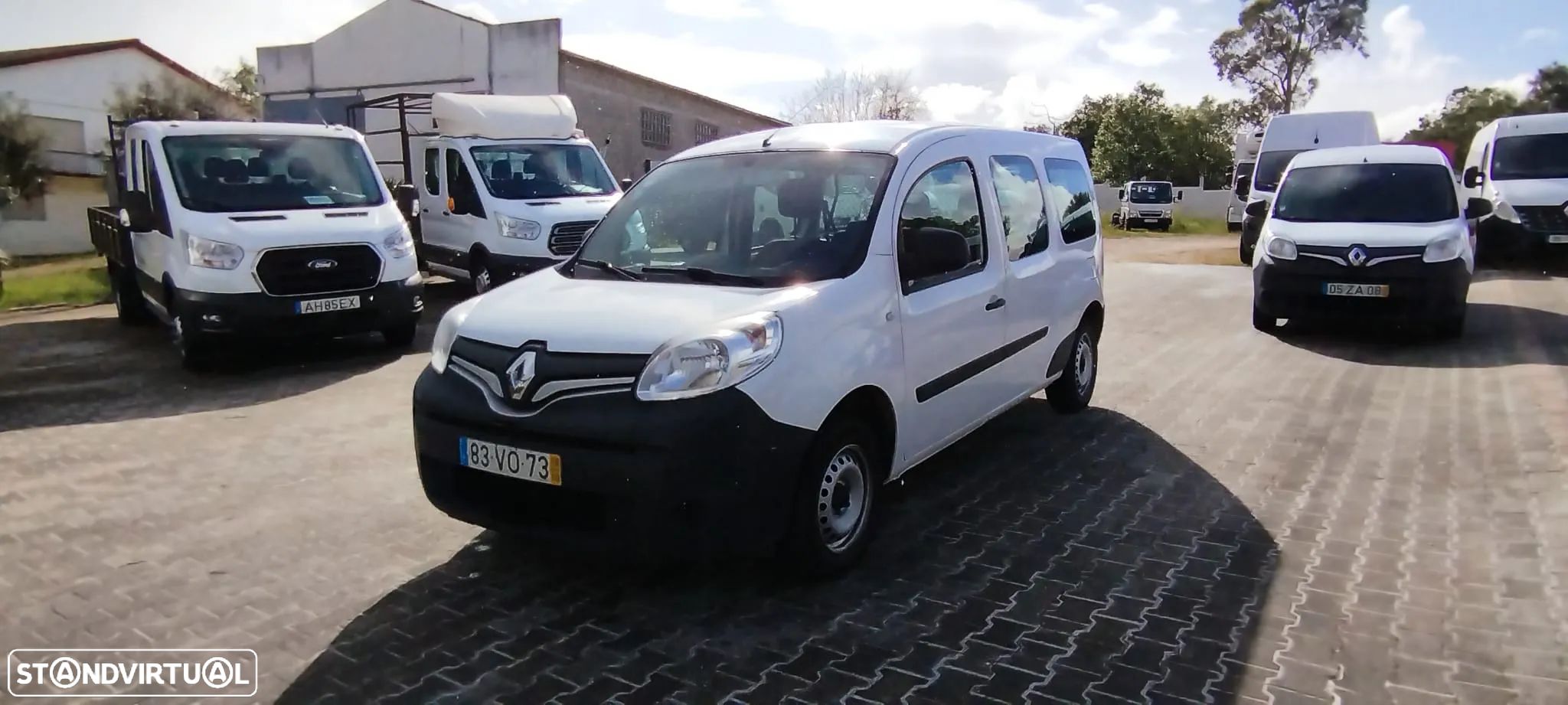 Renault KANGOO EXPRESS MAXI || 5 LUG. - 1