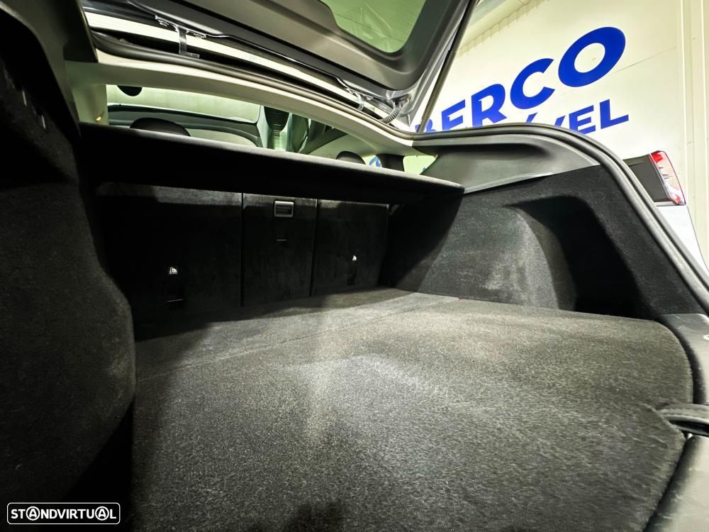 Tesla Model Y Long Range Dual Motor AWD - 54