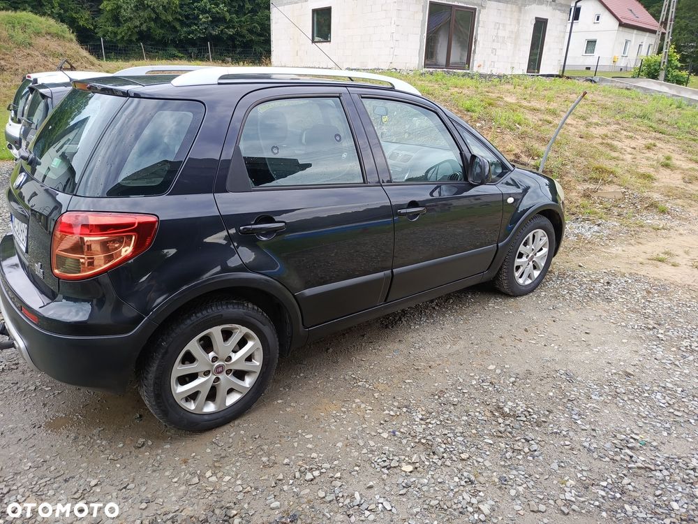 Fiat Sedici - 2