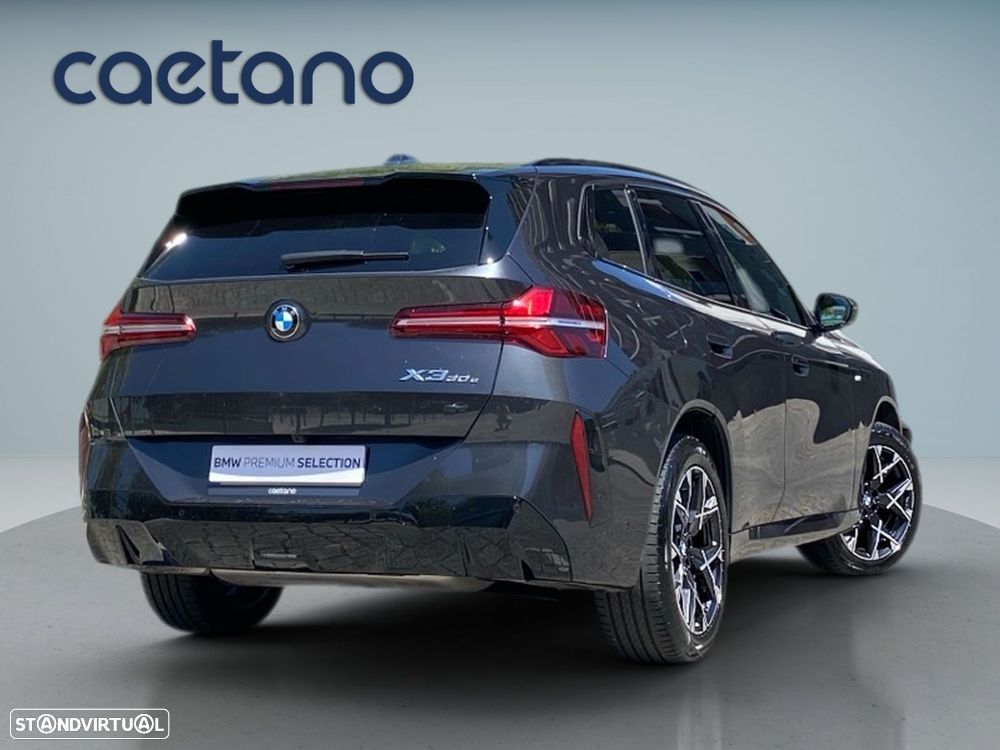 BMW X3 30 e xDrive Pack M Desportivo - 2