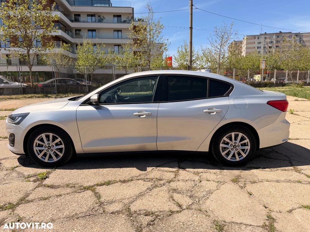Ford Focus 1.5 EcoBlue Connected - 5