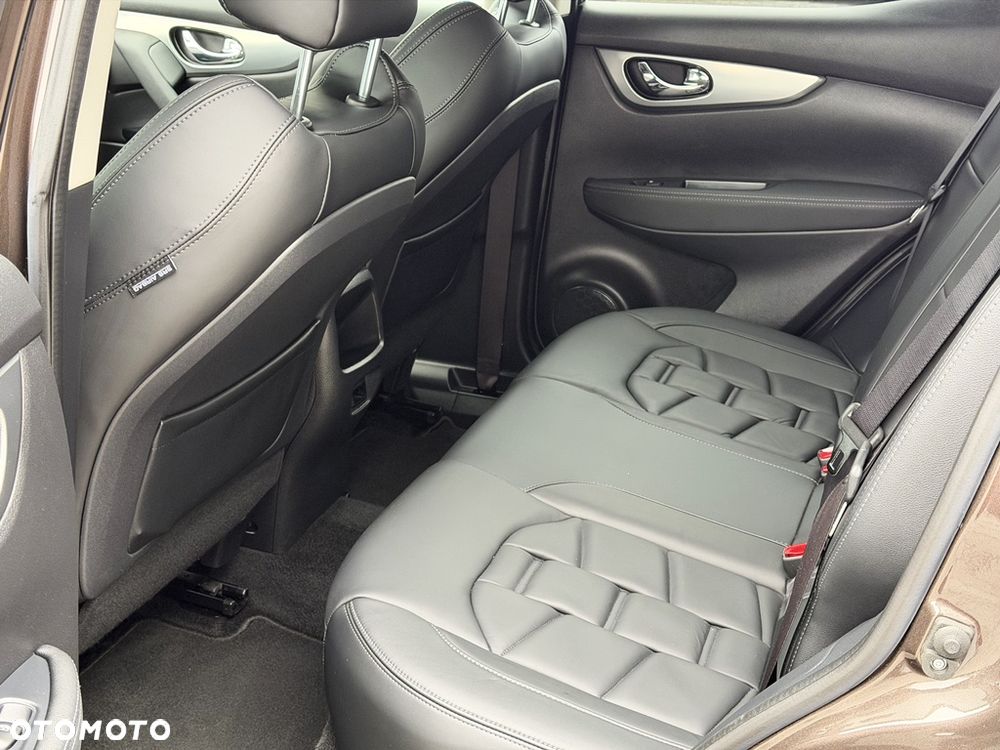 Nissan Qashqai 1.3 DIG-T Tekna+ - 38