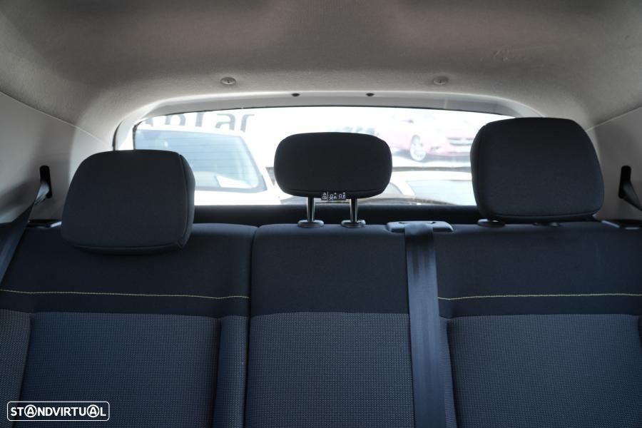 Citroën C3 1.2 PureTech Shine - 12